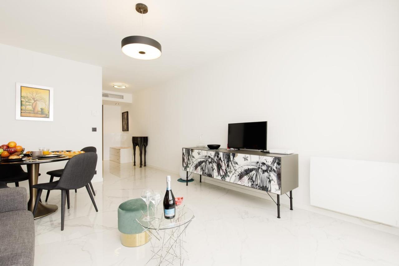 Gray D'Albion 3I7 Yourhosthelper Cannes Bagian luar foto